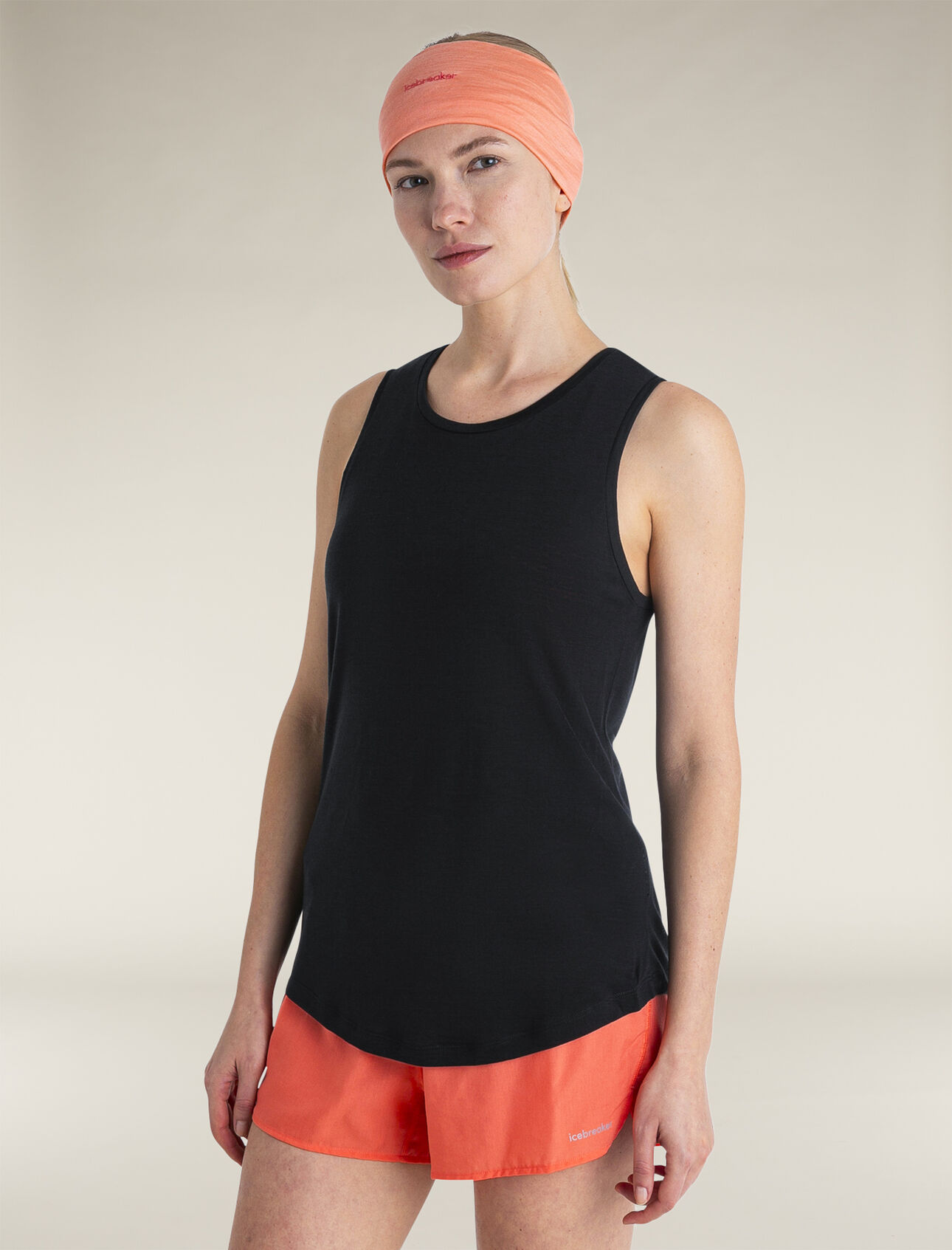 Womens Merino Blend 125 Cool-Lite™ Sphere Tank Soft, comfortable and versatile for a wide variety of active pursuits, the Merino 125 Cool-Lite™ Sphere III Tank features our lightweight Cool-Lite™ merino jersey.