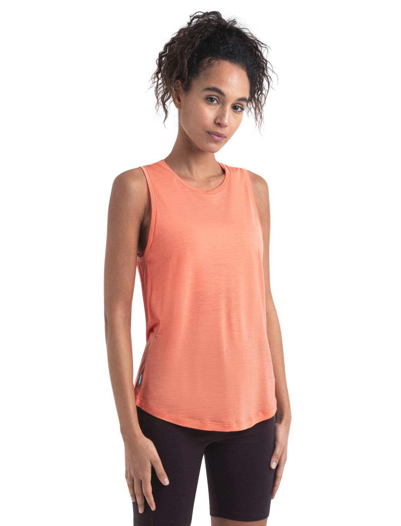 Womens Merino Blend 125 Cool-Lite™ Sphere Tank Soft, comfortable and versatile for a wide variety of active pursuits, the Merino 125 Cool-Lite™ Sphere III Tank features our lightweight Cool-Lite™ merino jersey.